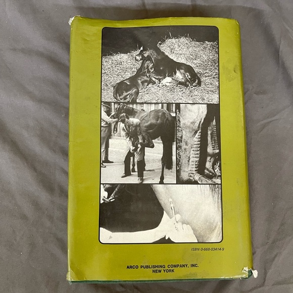 The Horse’s Health From A to Z An Equine Veterinary Dictionary 1978 - Picture 2 of 16